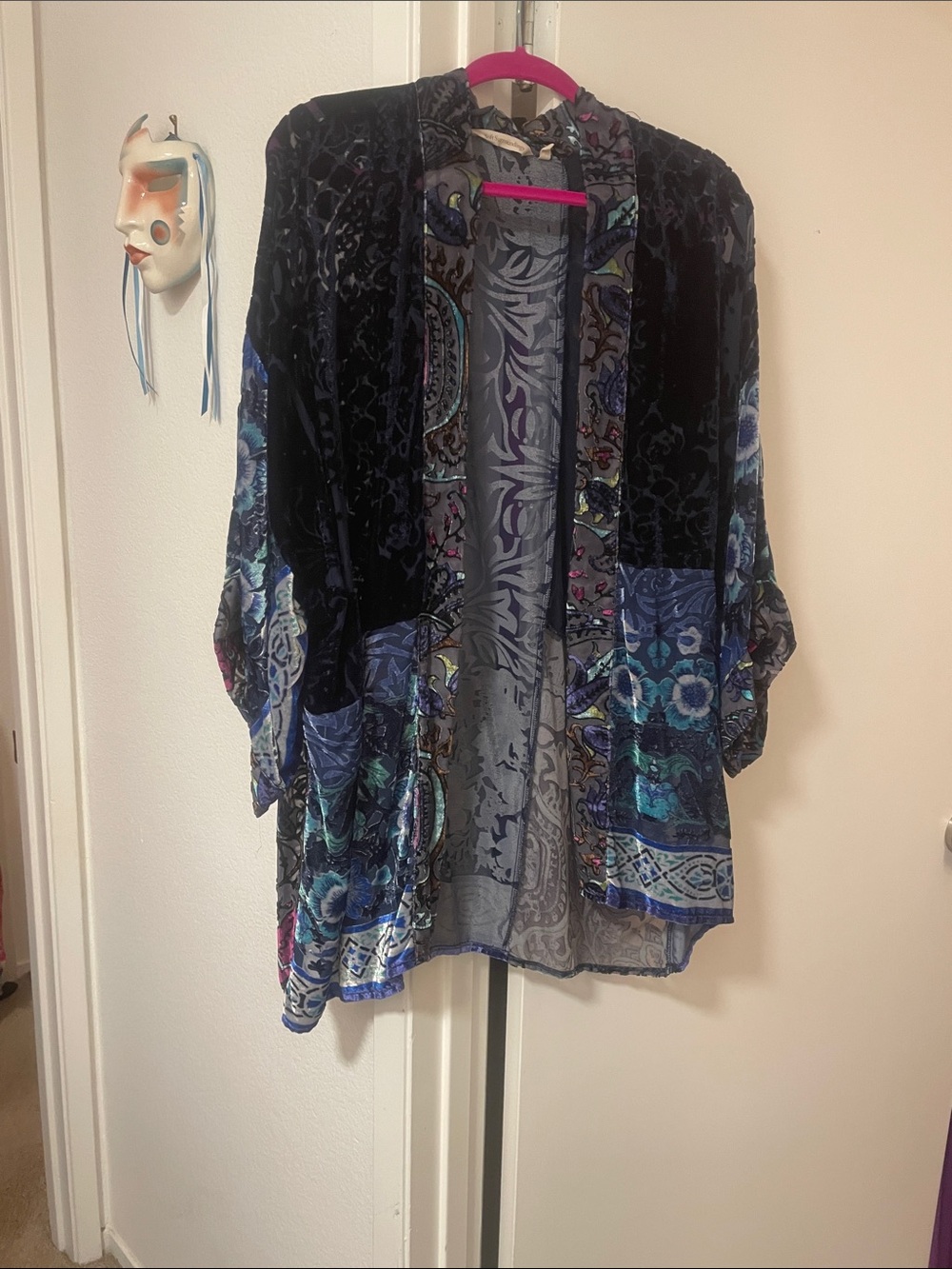 Soft Surroundings Blue and Black Velvet Floral Kimono L/XL